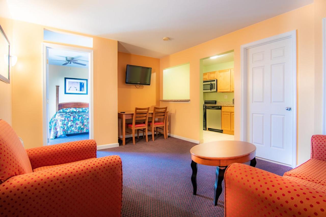 Master Suites Hotel Waldorf Buitenkant foto