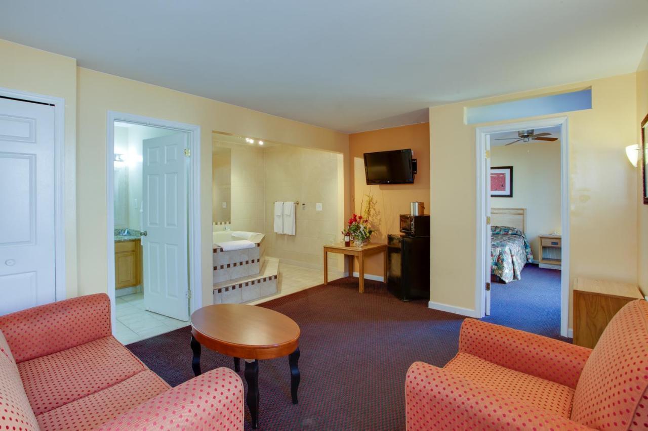 Master Suites Hotel Waldorf Buitenkant foto