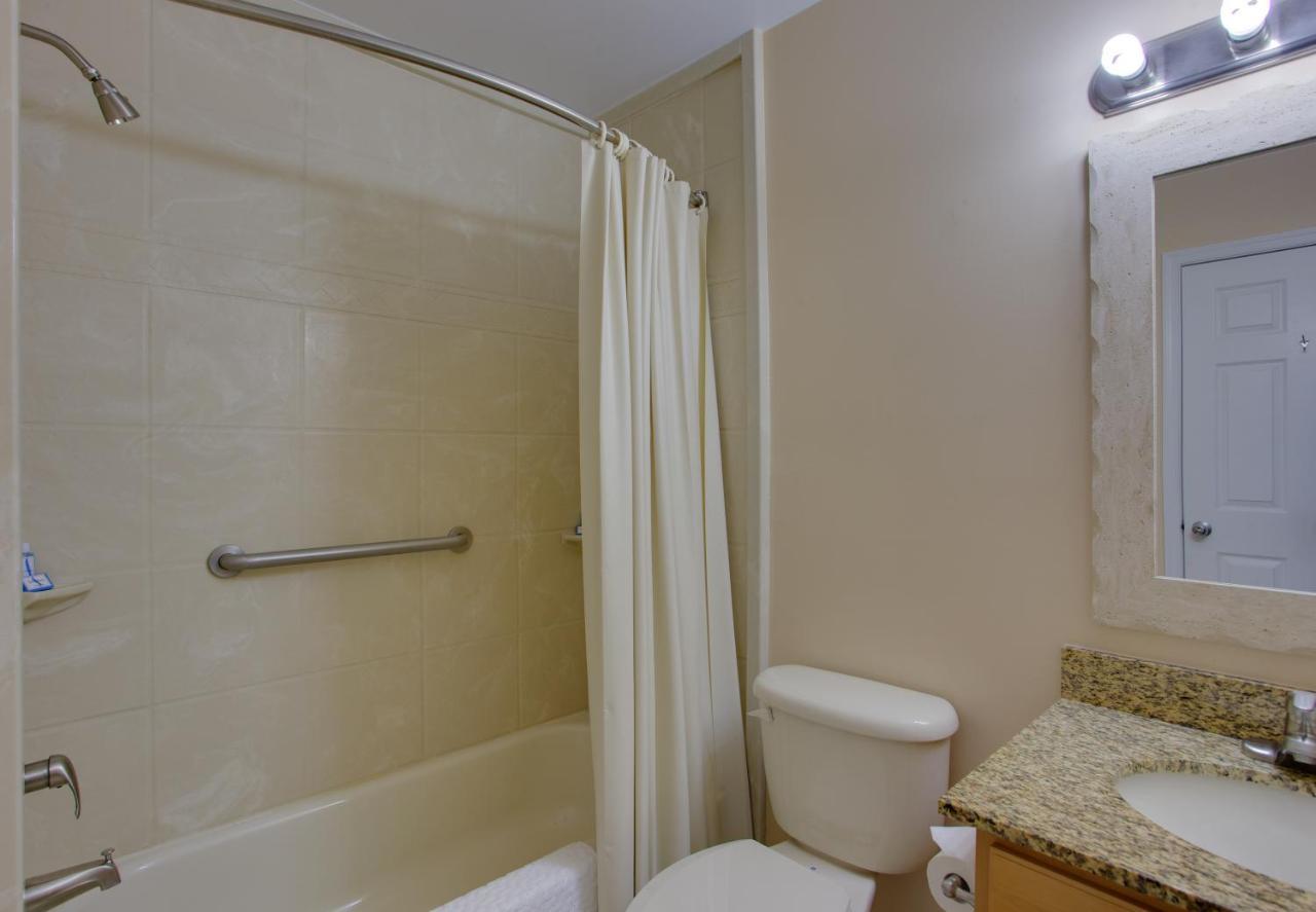 Master Suites Hotel Waldorf Buitenkant foto